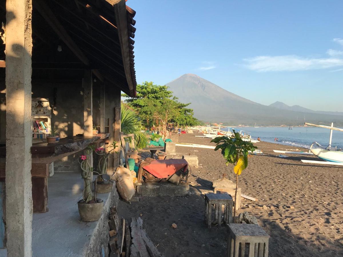 Tudes Homestay Amed Exterior foto